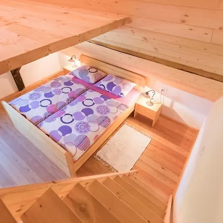 Homestead Farm Tesnak Guest house Gorenja Vas (Gorenja Vas-Poljane)