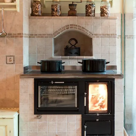 Guest house Homestead Farm Tesnak Gorenja Vas (Gorenja Vas-Poljane)