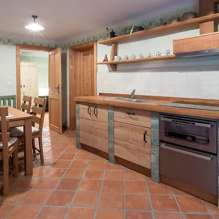 Konukevi Homestead Farm Tesnak Gorenja Vas (Gorenja Vas-Poljane)